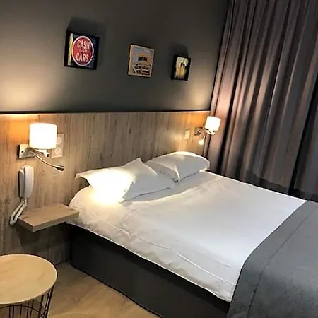 Victor Hugo Hotel 2*