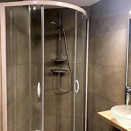 Victor Hugo Hotel 2*