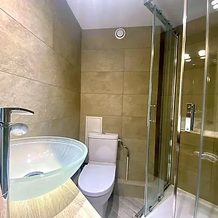 Hotel Victor Hugo