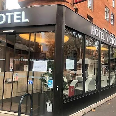 Hotel Victor Hugo 2*