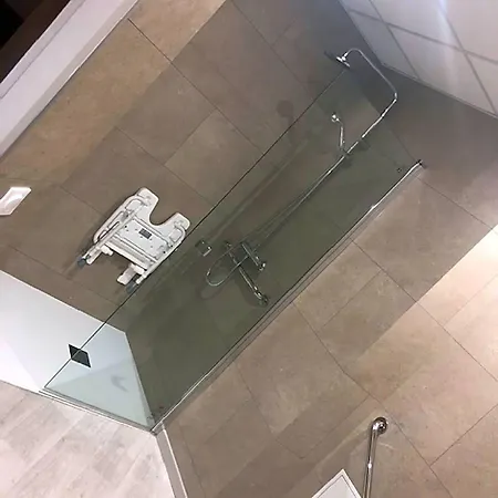 Hotel Victor Hugo 2*