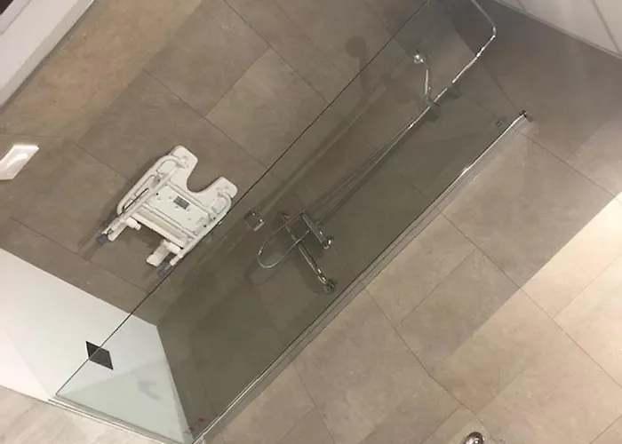 Hotel Victor Hugo 2*