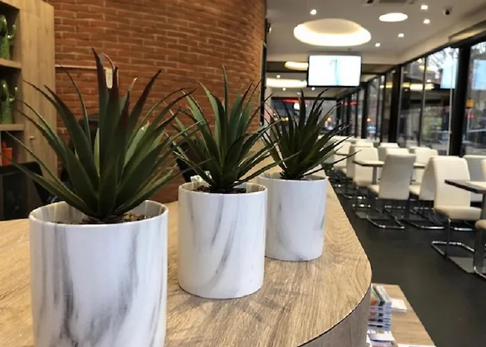 ヴィクトル ユーゴー ホテル トゥールーズ