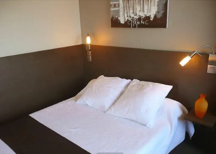 ヴィクトル ユーゴー 2* トゥールーズ