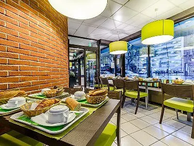 Hotel Victor Hugo 2*