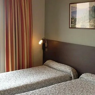 Victor Hugo Hotell 2*