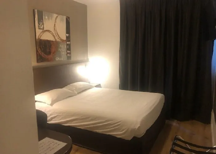 Victor Hugo 2* Toulouse